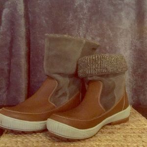 Tara M rain boots, 8-1/2